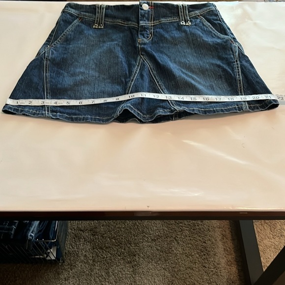 BCBG Maxazria Jeans Denim Skirt Size 4 - Picture 12 of 16